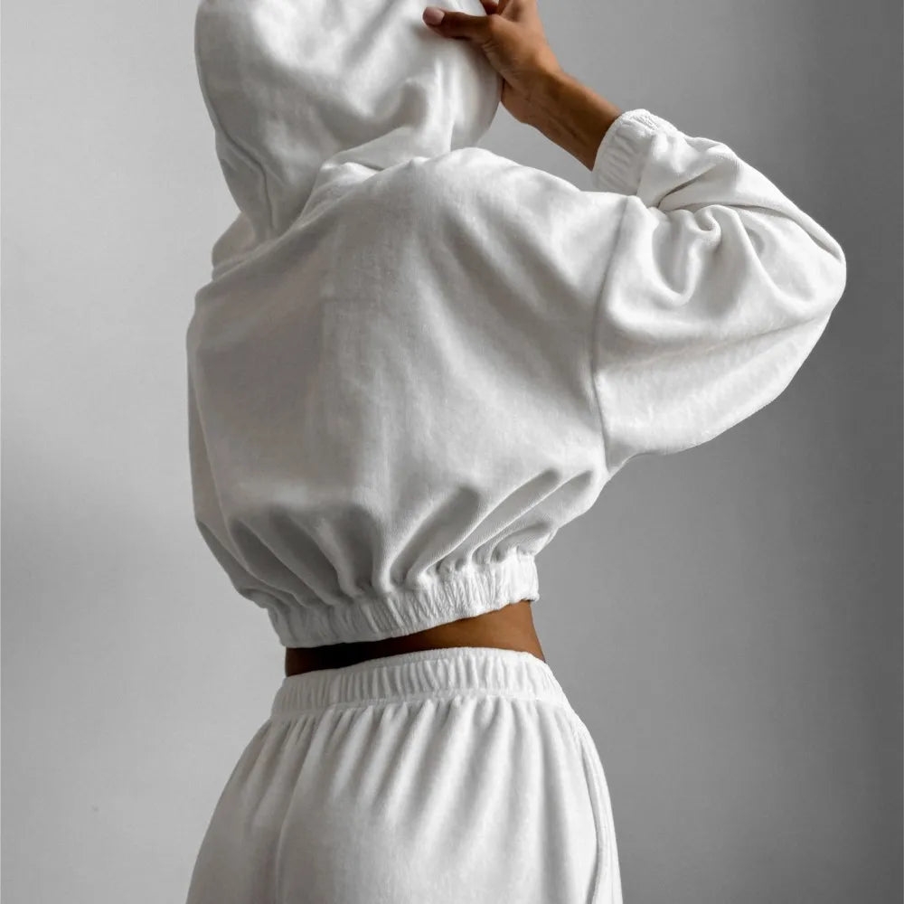 Tuta in Ciniglia Oversize Crop con Cappuccio e Pantaloni Jogger | Felpa & Jogger Loungewear