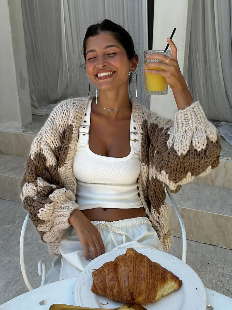 Cardigan Oversize "Checker Pop" a Maglia Grossa