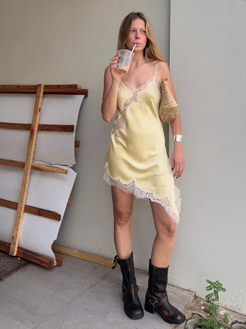 Abito sottoveste in santin con inserti in pizzo